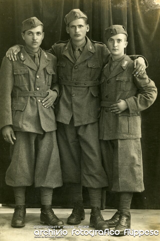 1943 Stefano Ruvolo militare-Natale Cicciari-Carmelo longo-militari7